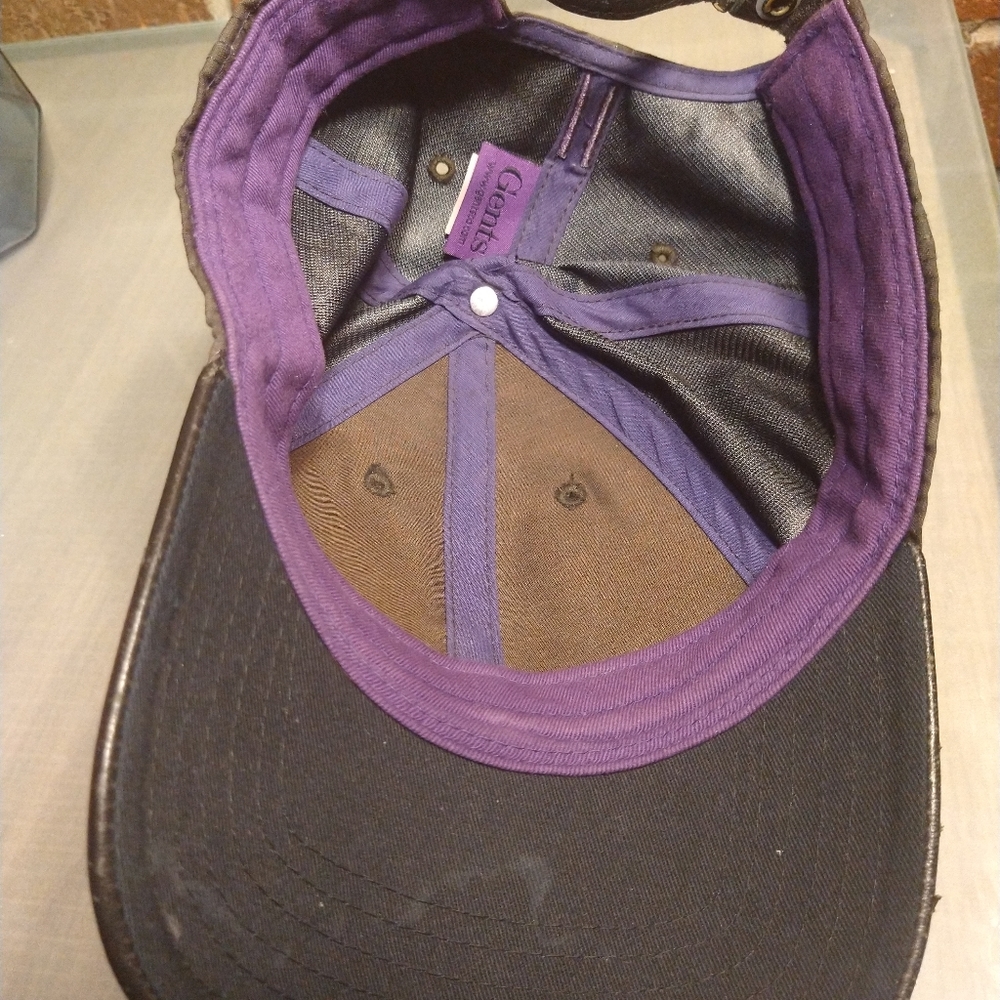 Gents camo and leather cap - Picture 6 of 10